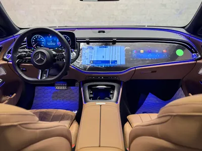 2025 مرسيدس - بنز إي 300