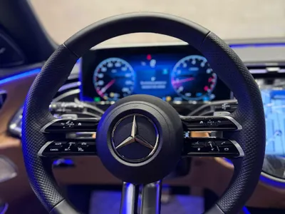 2025 مرسيدس - بنز إي 300