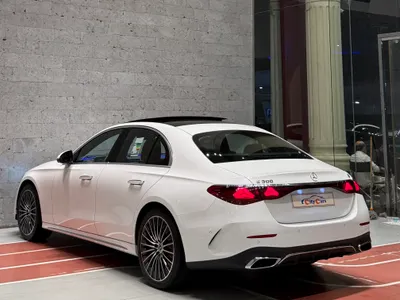 2025 مرسيدس - بنز إي 300