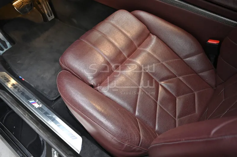 2023 بي ام دبليو الفئة السابعة 735 إل أي