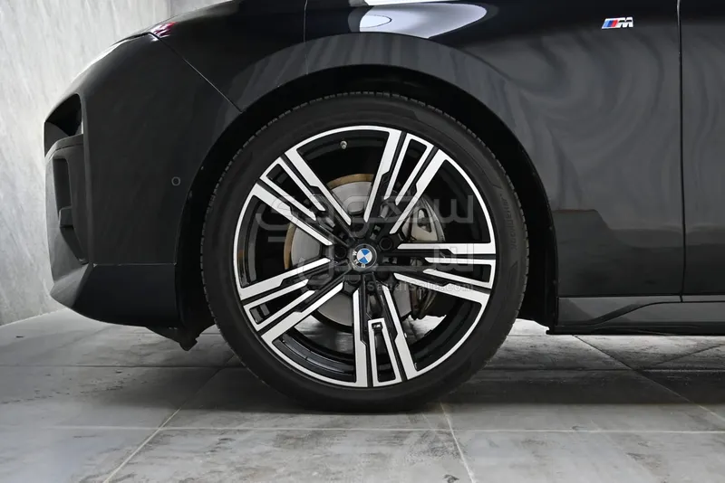 2023 بي ام دبليو الفئة السابعة 735 إل أي