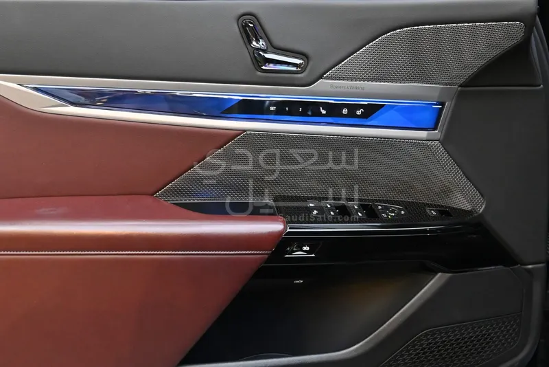 2023 بي ام دبليو الفئة السابعة 735 إل أي