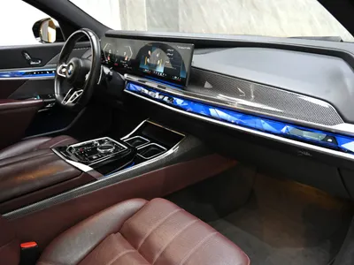 2023 بي ام دبليو الفئة السابعة 735 إل أي