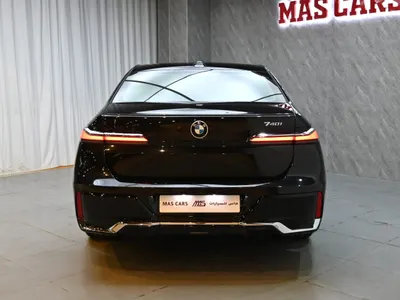 2023 بي ام دبليو الفئة السابعة 735 إل أي