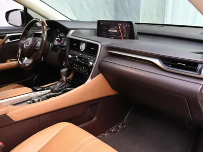 2017 لكزس أر إكس 350