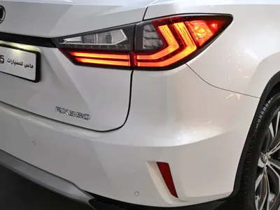 2017 لكزس أر إكس 350