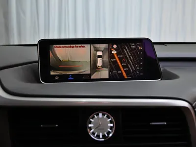 2017 لكزس أر إكس 350