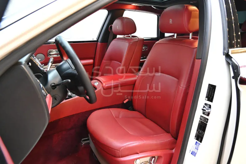 2011 رولز رويس قوست