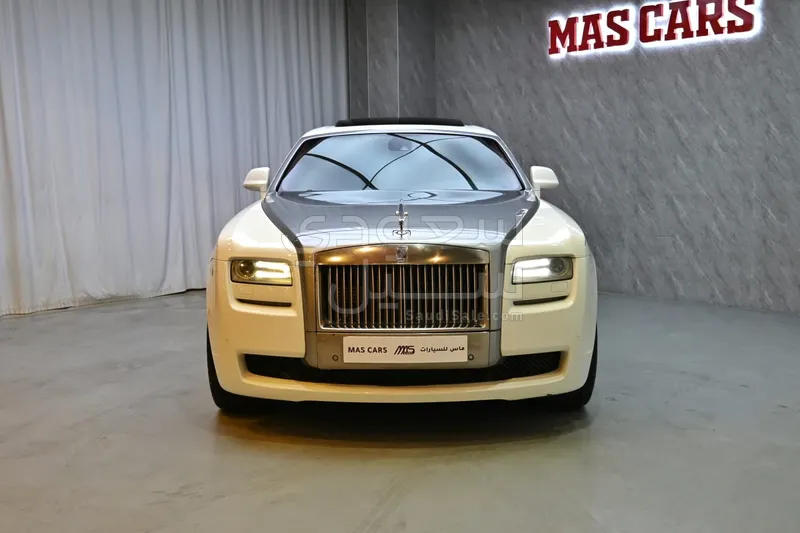 2011 رولز رويس قوست