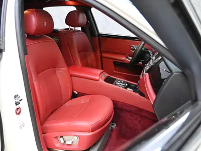 2011 رولز رويس قوست