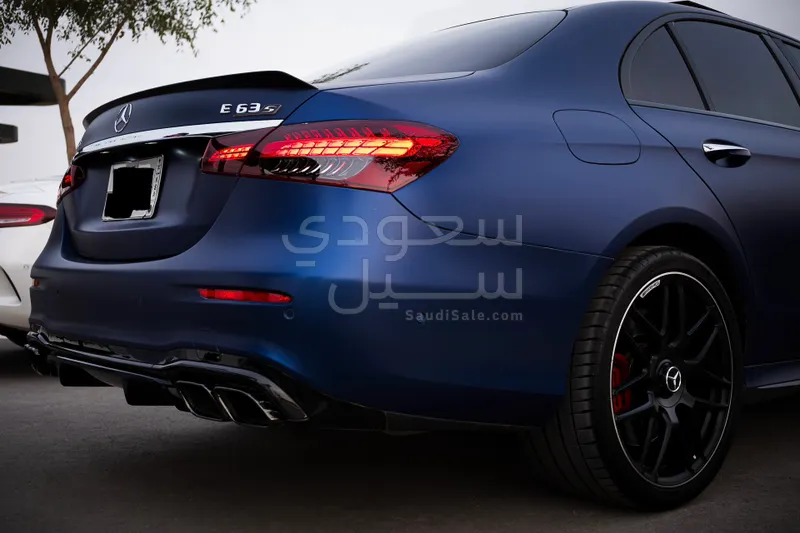 2021 مرسيدس - بنز إي 63إس أي إم جي
