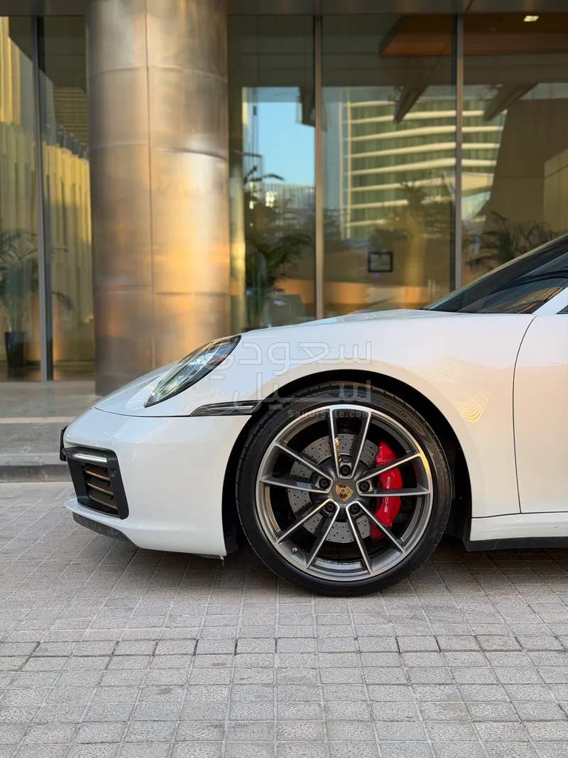 2020 بورش 911 كاريرا 4 اس