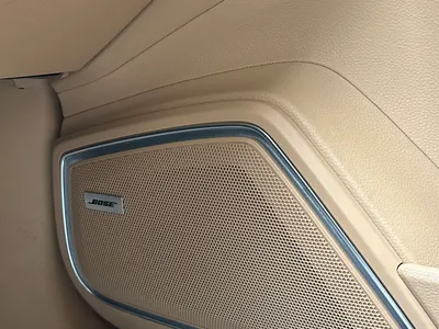 2022 بورش بانميرا بلاتنيوم اديشن