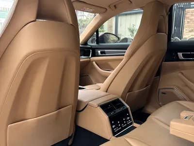 2022 بورش بانميرا بلاتنيوم اديشن