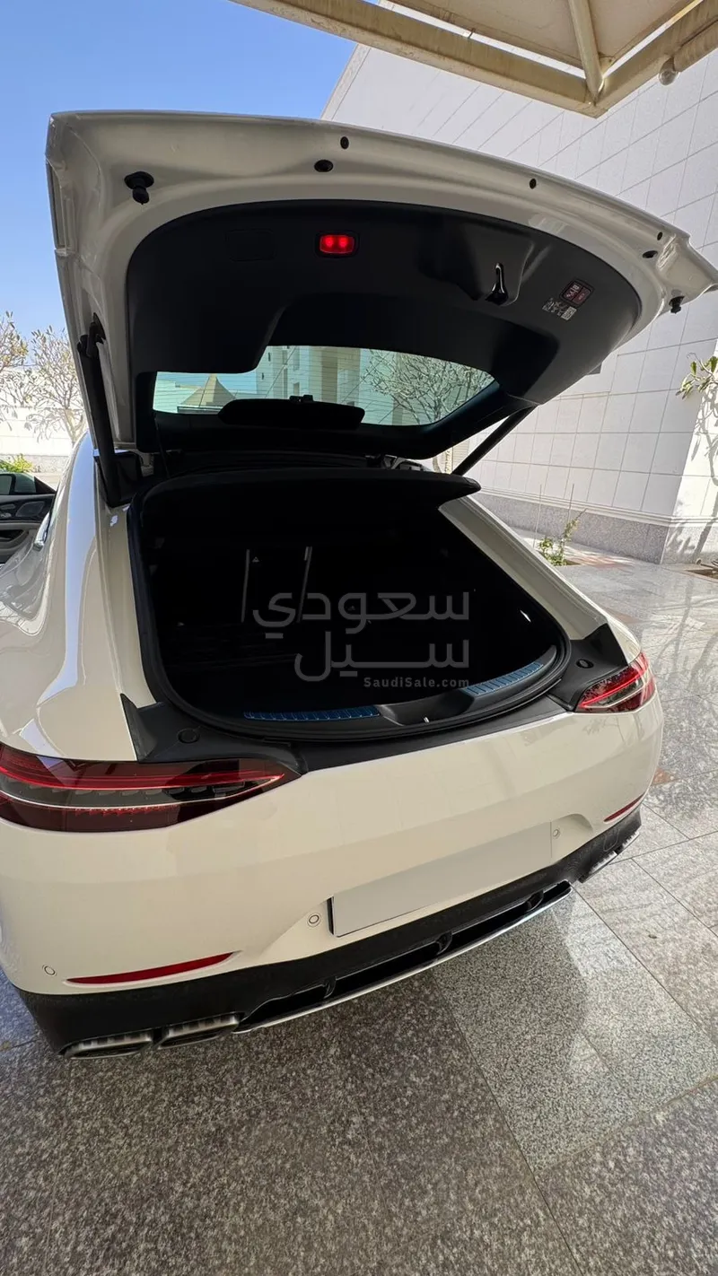 2023 مرسيدس - بنز جي تي 63إس