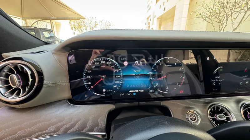 2023 مرسيدس - بنز جي تي 63إس