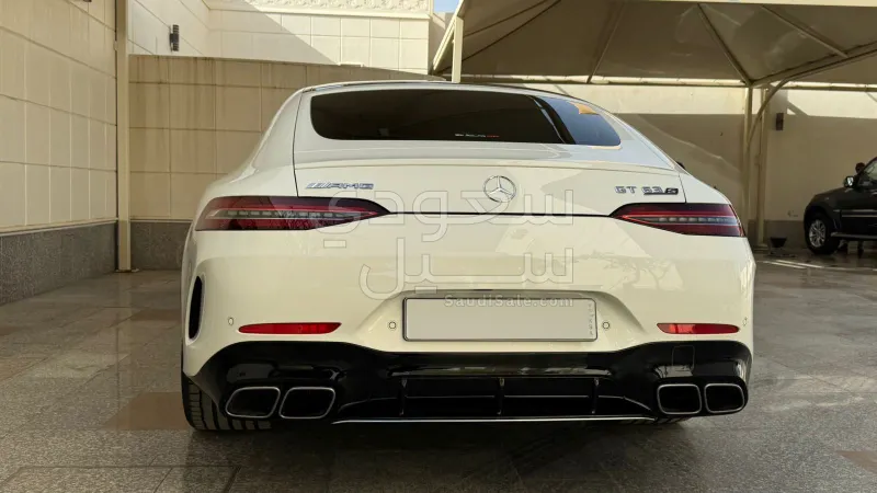 2023 مرسيدس - بنز جي تي 63إس