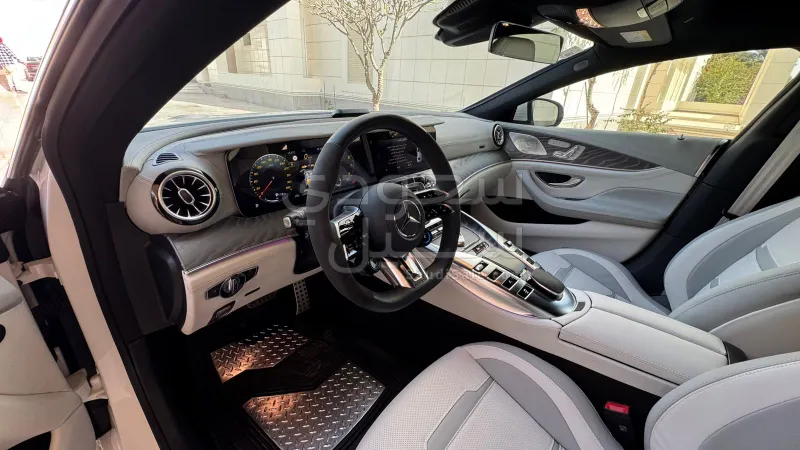 2023 مرسيدس - بنز جي تي 63إس