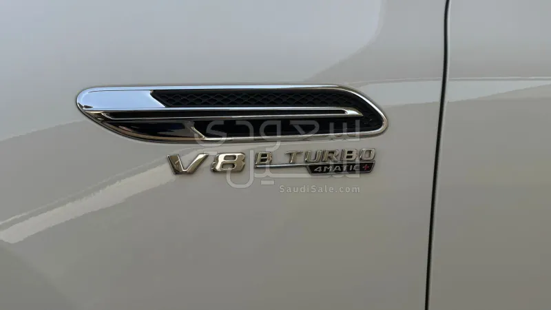 2023 مرسيدس - بنز جي تي 63إس