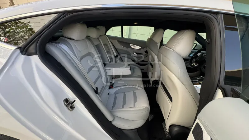 2023 مرسيدس - بنز جي تي 63إس