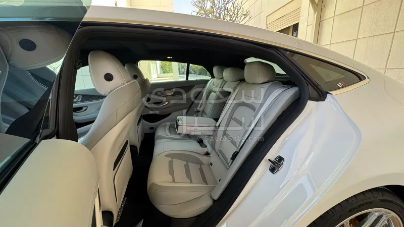 2023 مرسيدس - بنز جي تي 63إس