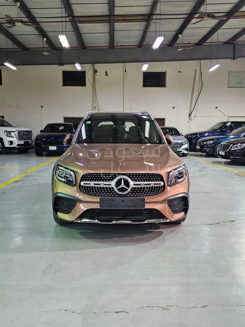 2022 مرسيدس - بنز جي إل بي 250