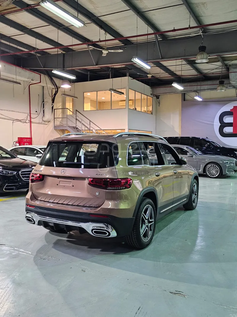 2022 مرسيدس - بنز جي إل بي 250