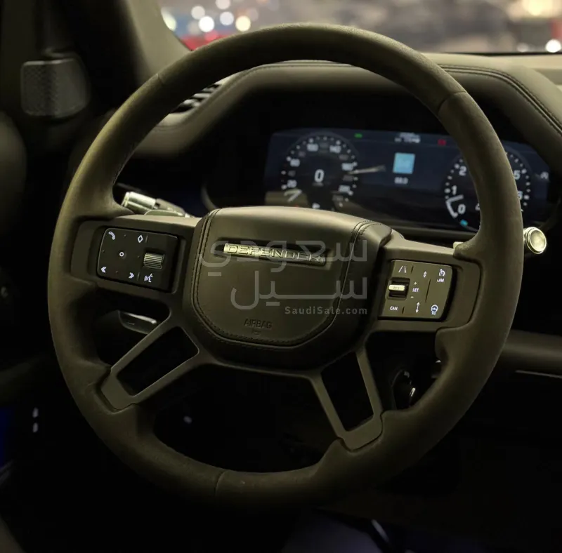 2023 لاند روفر ديفيندر 90