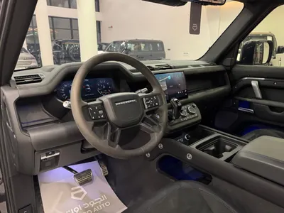 2023 لاند روفر ديفيندر 90