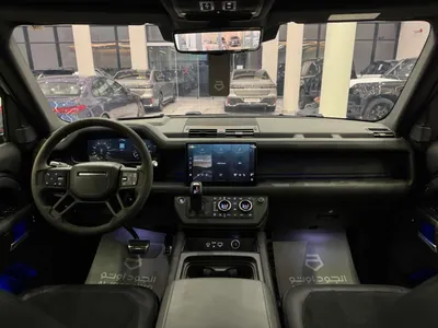 2023 لاند روفر ديفيندر 90