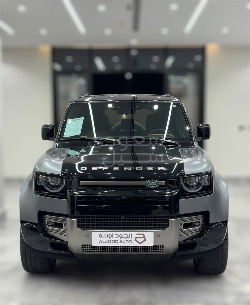 2024 لاند روفر ديفيندر اكس 110