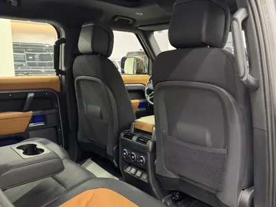 2024 لاند روفر ديفيندر اكس 110