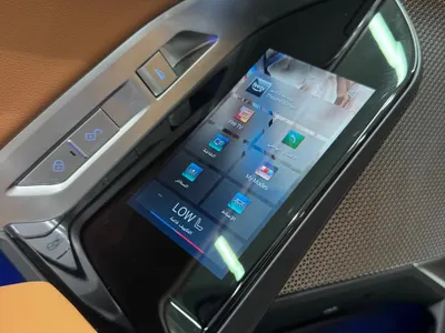 2026 بي ام دبليو الفئة السابعة 735أي