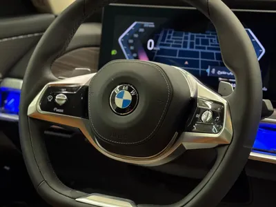 2026 بي ام دبليو الفئة السابعة 735أي