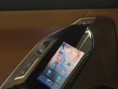 2026 بي ام دبليو الفئة السابعة 735أي