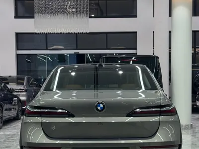 2026 بي ام دبليو الفئة السابعة 735أي