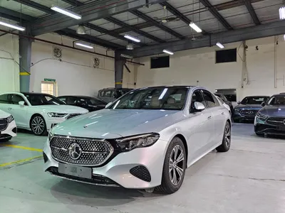 2025 مرسيدس - بنز إي 200