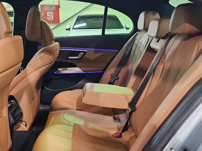 2025 مرسيدس - بنز إي 200