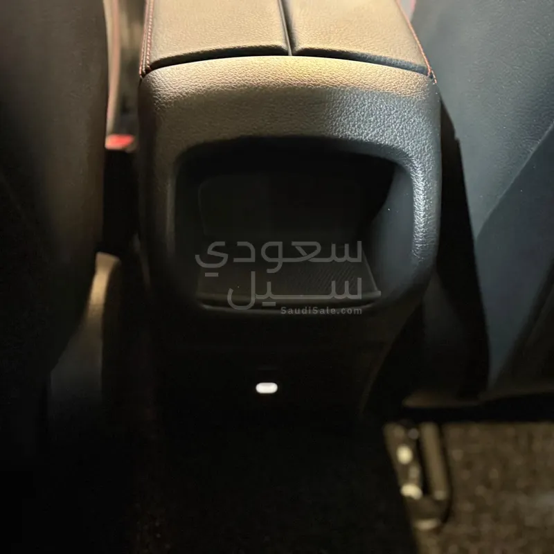 2024 مرسيدس - بنز سي إل أي 250 أي إم جي