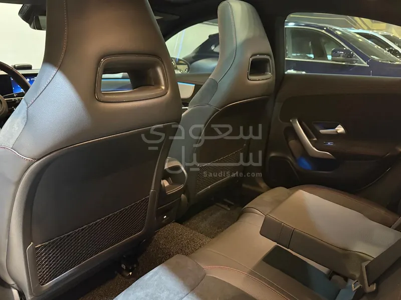 2024 مرسيدس - بنز سي إل أي 250 أي إم جي