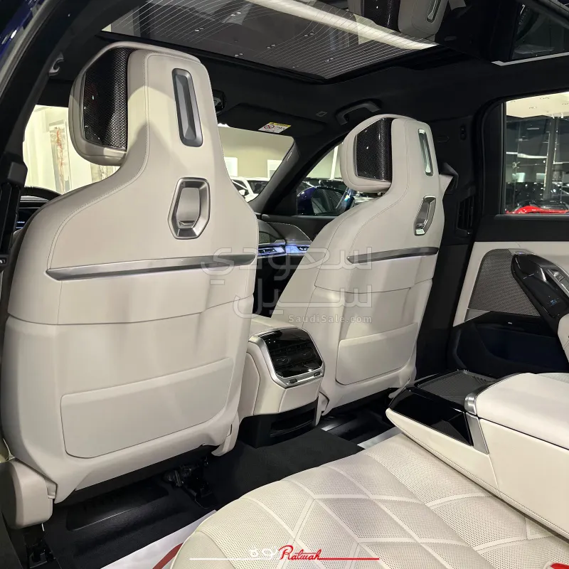 2026 بي ام دبليو الفئة السابعة 735أي