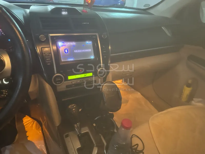 2015 تويوتا كامري جي ال اكس