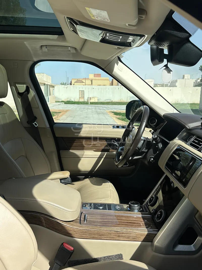 2019 لاند روفر رينج روفر فوج اتش اس اي