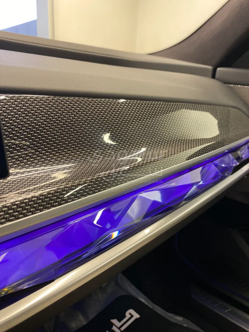 2023 بي ام دبليو الفئة السابعة 740أي