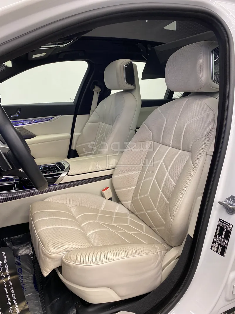 2023 بي ام دبليو الفئة السابعة 740أي