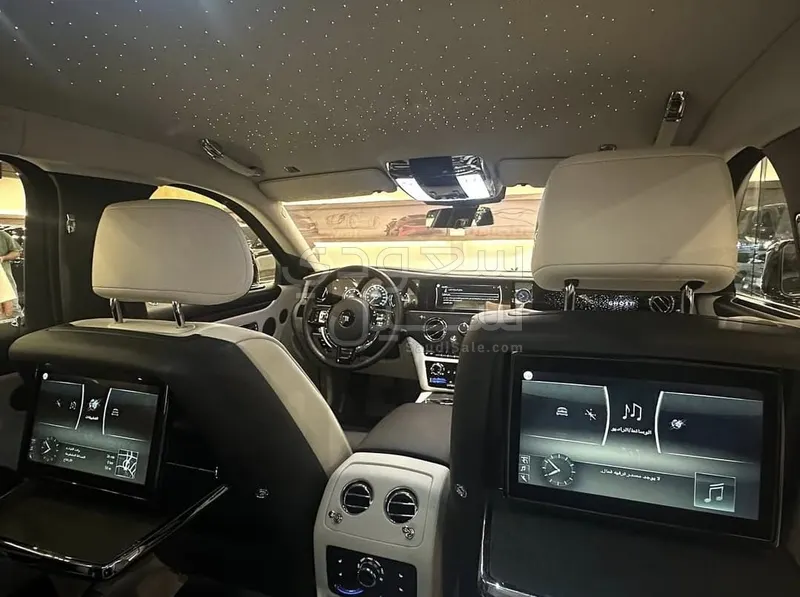 2022 رولز رويس قوست