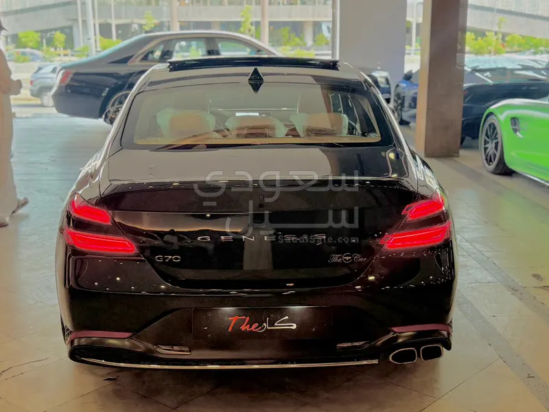 2025 جينيسيس جي 70