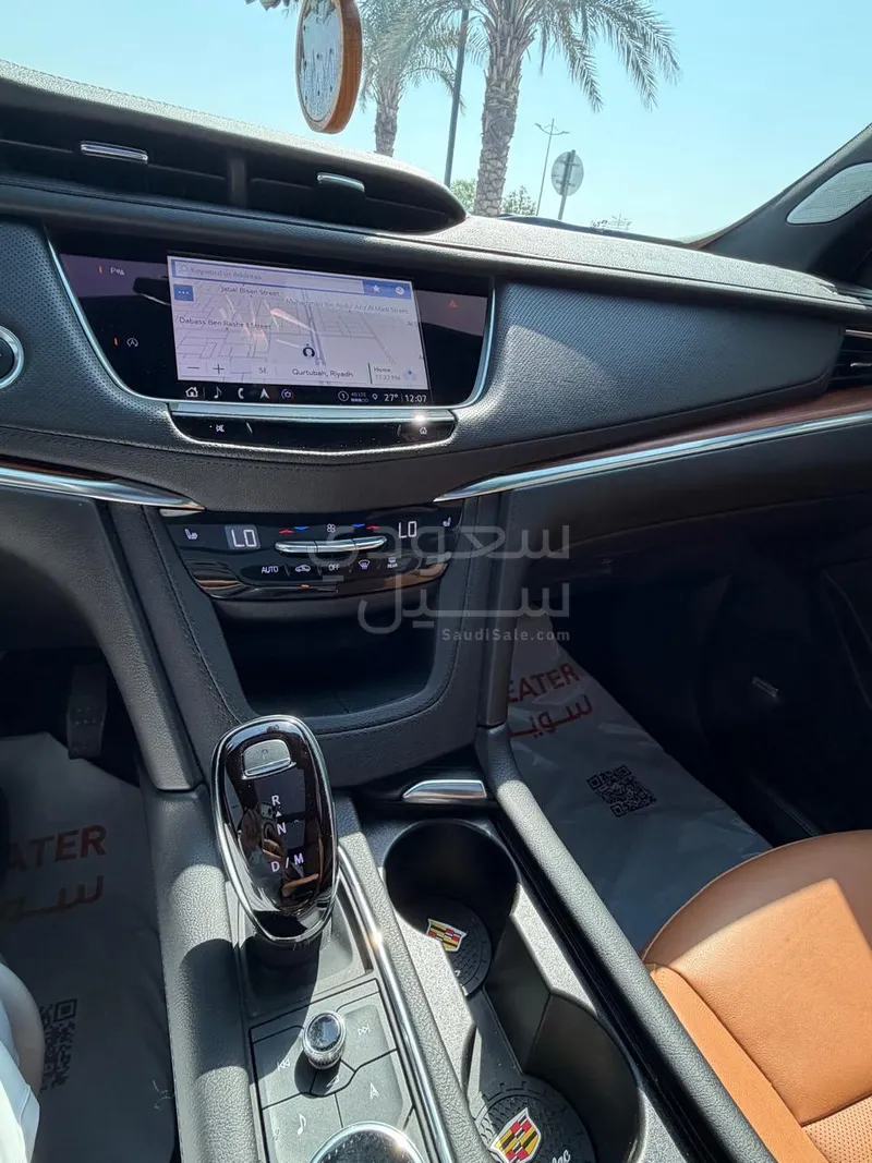 2023 كاديلاك اكس تي 5 بلاتينيوم