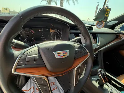 2023 كاديلاك اكس تي 5 بلاتينيوم