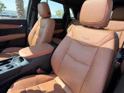 2023 كاديلاك اكس تي 5 بلاتينيوم